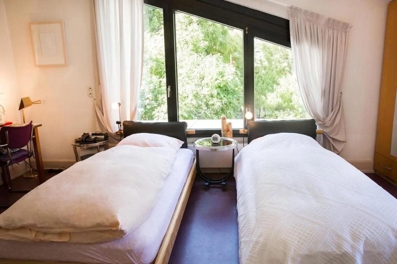 Casa de hóspedes Air Boardinghouse Tulip Stockum, Zu Fuss - 3 Minuten Zur Messe Düsseldorf