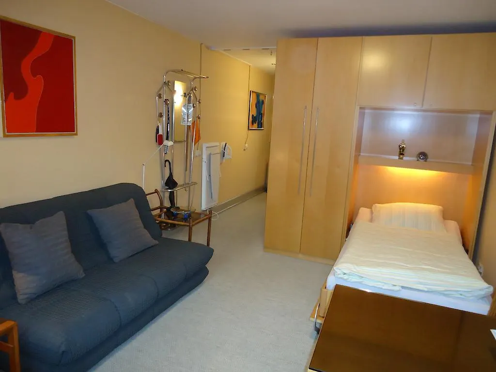 Air Boardinghouse Tulip Stockum, Zu Fuss - 3 Minuten Zur Messe Düsseldorf