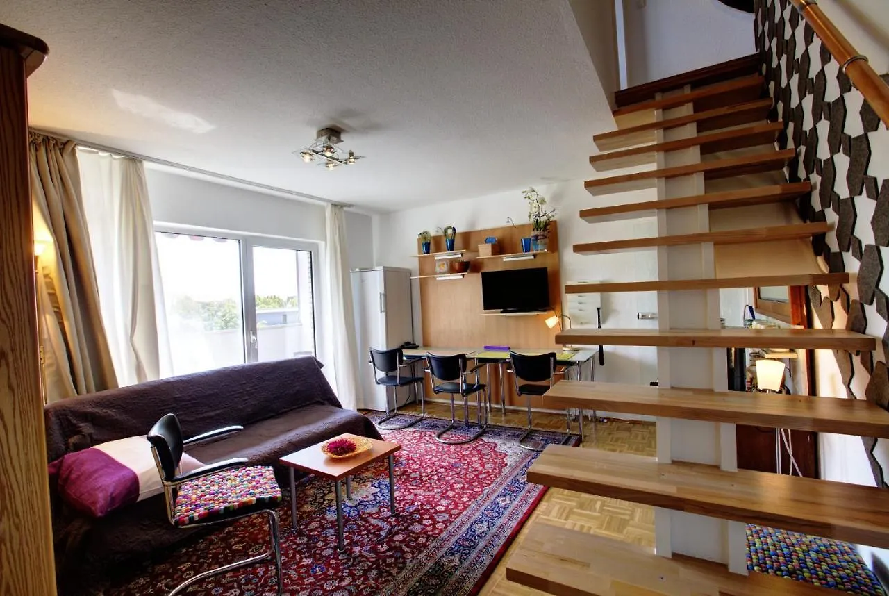 Casa de hóspedes Air Boardinghouse Tulip Stockum, Zu Fuss - 3 Minuten Zur Messe Düsseldorf